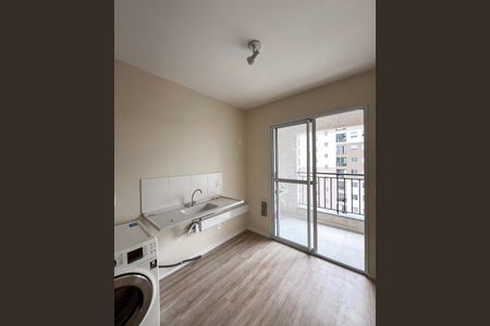 Cozinha de apartamento para alugar com 1 quarto, 32m² em Sacomã, São Paulo