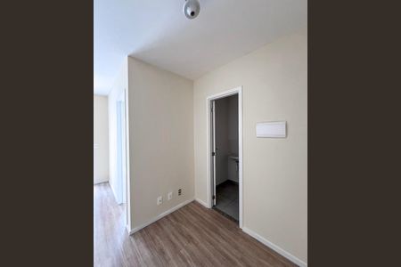 Apartamento à venda com 32m², 1 quarto e sem vaga Apartamento à venda com 32m², 1 quarto e sem vagaSala