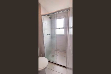 Apartamento à venda com 53m², 2 quartos e 2 vagas Apartamento à venda com 53m², 2 quartos e 2 vagasBanheiro da Suíte