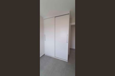 Apartamento à venda com 53m², 2 quartos e 2 vagas Apartamento à venda com 53m², 2 quartos e 2 vagasQuarto