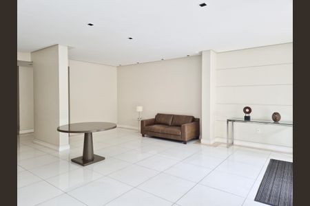 Apartamento à venda com 70m², 2 quartos e 2 vagas Apartamento à venda com 70m², 2 quartos e 2 vagasHall