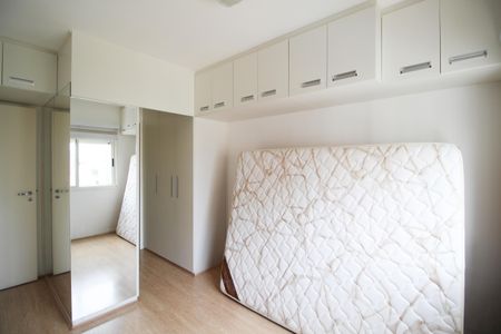 Apartamento à venda com 70m², 2 quartos e 2 vagas Apartamento à venda com 70m², 2 quartos e 2 vagasSuíte