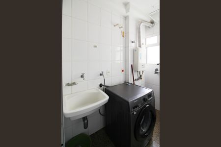 Apartamento à venda com 70m², 2 quartos e 2 vagas Apartamento à venda com 70m², 2 quartos e 2 vagasÁrea de Serviço