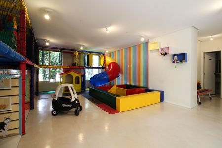 Apartamento à venda com 70m², 2 quartos e 2 vagas Apartamento à venda com 70m², 2 quartos e 2 vagasBrinquedoteca