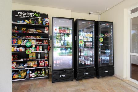 Apartamento à venda com 70m², 2 quartos e 2 vagas Apartamento à venda com 70m², 2 quartos e 2 vagasÁrea comum - Mercado