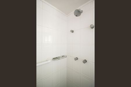 Apartamento à venda com 70m², 2 quartos e 2 vagas Apartamento à venda com 70m², 2 quartos e 2 vagasBanheiro da Suíte