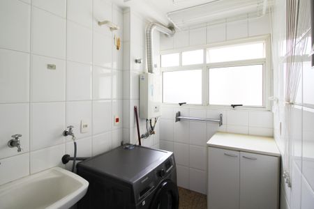 Apartamento à venda com 70m², 2 quartos e 2 vagas Apartamento à venda com 70m², 2 quartos e 2 vagasÁrea de Serviço