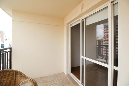 Varanda de apartamento à venda com 2 quartos, 70m² em Indianópolis, São Paulo