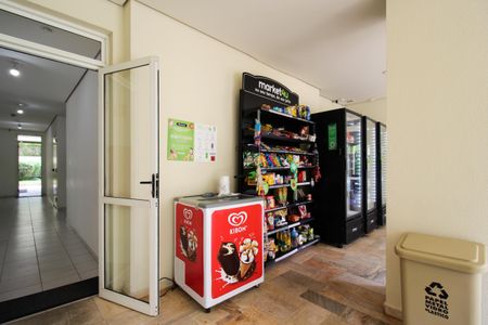 Apartamento à venda com 70m², 2 quartos e 2 vagas Apartamento à venda com 70m², 2 quartos e 2 vagasÁrea comum - Mercado