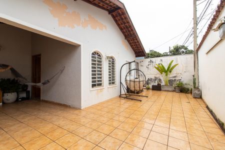Casa à venda com 96m², 2 quartos e 3 vagasÁrea externa