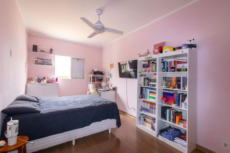 Casa à venda com 96m², 2 quartos e 3 vagasQuarto 2