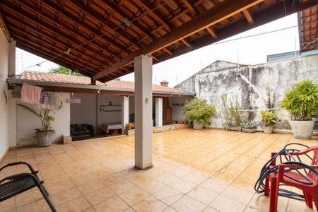 Casa à venda com 96m², 2 quartos e 3 vagasÁrea externa