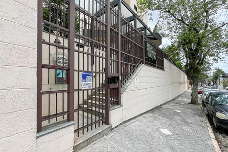 Apartamento à venda com 130m², 3 quartos e 2 vagasFachada + plaquinha