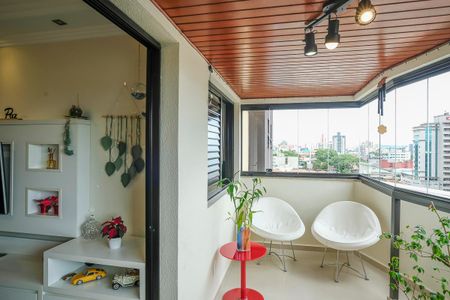 Apartamento à venda com 130m², 3 quartos e 2 vagasVaranda