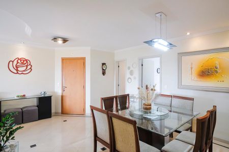 Apartamento à venda com 130m², 3 quartos e 2 vagasSala
