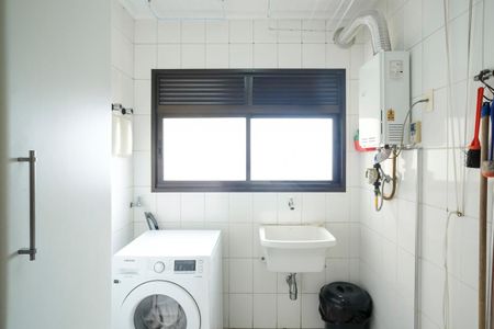 Apartamento à venda com 130m², 3 quartos e 2 vagasÁrea de serviço