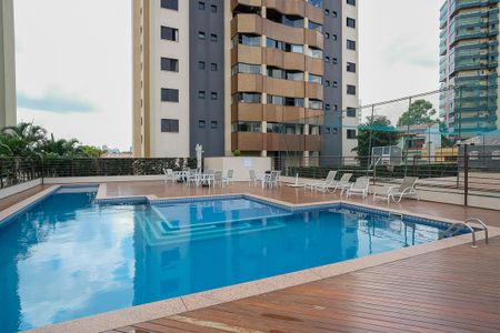 Apartamento à venda com 130m², 3 quartos e 2 vagasPiscina