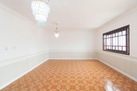 Casa à venda com 3 quartos, 400m² em Centro, Canoas