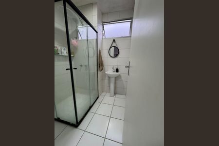 Apartamento para alugar com 45m², 2 quartos e 2 vagas Apartamento para alugar com 45m², 2 quartos e 2 vagasBanheiro