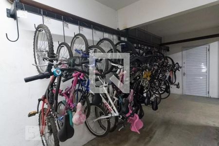 Apartamento para alugar com 97m², 2 quartos e 2 vagas Apartamento para alugar com 97m², 2 quartos e 2 vagasÁrea comum - Bicicletário