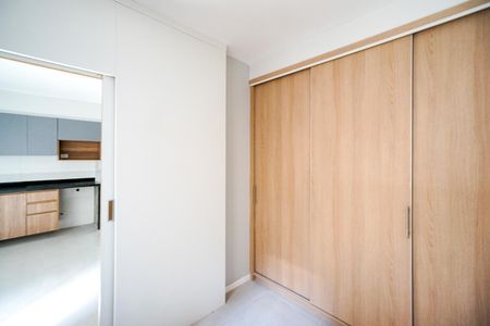 Quarto  de apartamento à venda com 1 quarto, 30m² em Vila Carrão, São Paulo