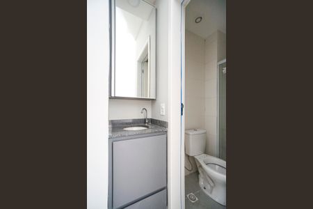 Lavabo de apartamento à venda com 1 quarto, 30m² em Vila Carrão, São Paulo