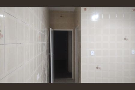 Cozinha de casa para alugar com 3 quartos, 100m² em Vila Bertioga, São Paulo