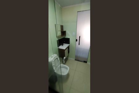 Banheiro de kitnet/studio para alugar com 1 quarto, 25m² em Guaratiba, Rio de Janeiro