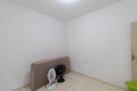 Quarto 1 de casa para alugar com 1 quarto, 40m² em Parque Cisper, São Paulo
