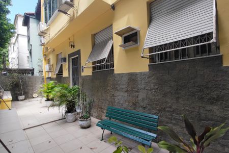 Apartamento para alugar com 60m², 2 quartos e sem vaga Apartamento para alugar com 60m², 2 quartos e sem vagaFachada e portaria