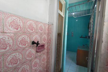 Apartamento para alugar com 60m², 2 quartos e sem vaga Apartamento para alugar com 60m², 2 quartos e sem vagaBanheiro de serviço