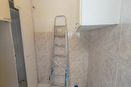 Apartamento para alugar com 60m², 2 quartos e sem vaga Apartamento para alugar com 60m², 2 quartos e sem vagaQuarto de Serviço