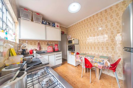 Casa à venda com 149m², 2 quartos e 3 vagas Casa à venda com 149m², 2 quartos e 3 vagasCozinha