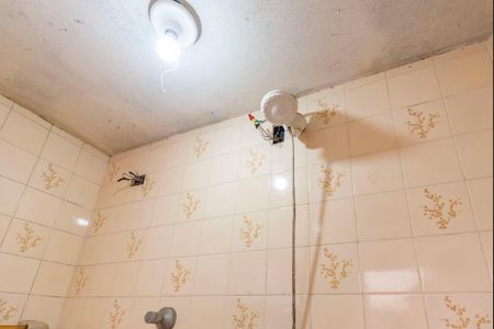 Casa à venda com 149m², 2 quartos e 3 vagas Casa à venda com 149m², 2 quartos e 3 vagasBanheiro Fundos