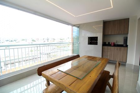 Apartamento para alugar com 98m², 2 quartos e 2 vagasSala - Varanda