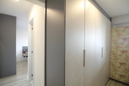 Apartamento para alugar com 98m², 2 quartos e 2 vagasQuarto 1 - Suite - Closet