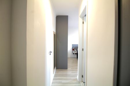 Apartamento para alugar com 98m², 2 quartos e 2 vagasQuarto 1 - Suite - Closet