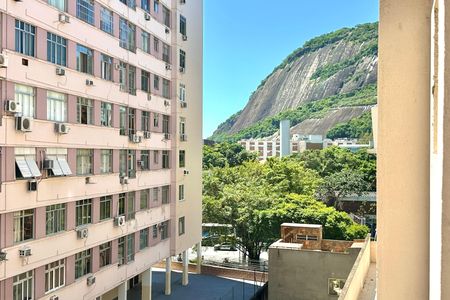 Apartamento para alugar com 62m², 1 quarto e 1 vaga