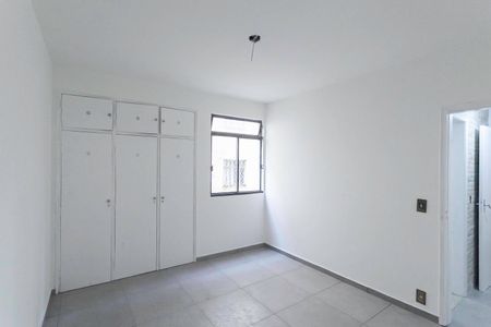 Apartamento para alugar com 100m², 3 quartos e 1 vagaSuíte 