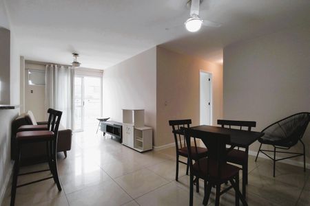 Apartamento à venda com 97m², 3 quartos e 2 vagasSala