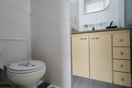 Apartamento à venda com 97m², 3 quartos e 2 vagasBanheiro da Suíte