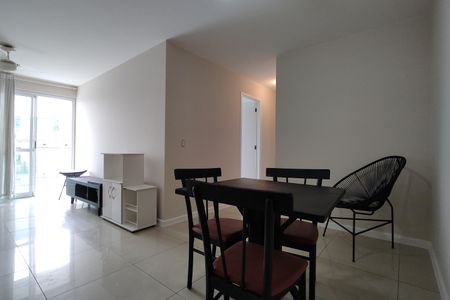 Apartamento à venda com 97m², 3 quartos e 2 vagasSala
