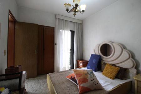 Apartamento à venda com 128m², 3 quartos e 2 vagasQuarto 2 - Suíte