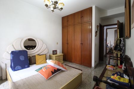 Apartamento à venda com 128m², 3 quartos e 2 vagasQuarto 2 - Suíte