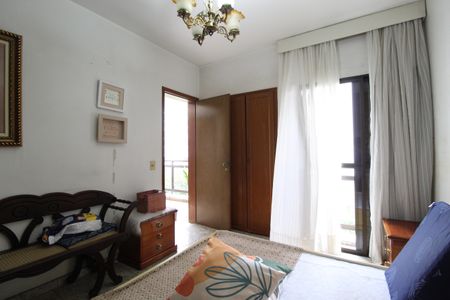 Apartamento à venda com 128m², 3 quartos e 2 vagasQuarto 2 - Suíte