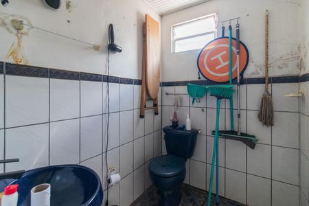 Casa à venda com 70m², 2 quartos e 2 vagasBanheiro - Casa 2