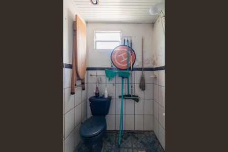 Casa à venda com 70m², 2 quartos e 2 vagasBanheiro - Casa 2