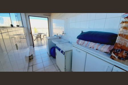 Apartamento à venda com 123m², 3 quartos e 1 vagaÁrea de serviço