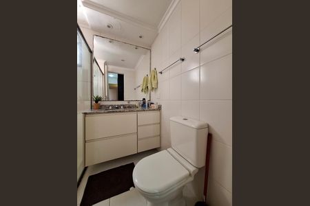 Apartamento para alugar com 124m², 3 quartos e 3 vagasBanheiro Quarto 1