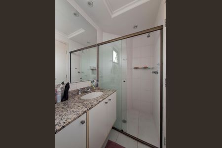 Apartamento para alugar com 124m², 3 quartos e 3 vagasBanheiro Quarto 3